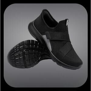 Mens Black Slip On Hands Free Lightweight Breathable Walking Shoes Size US 9